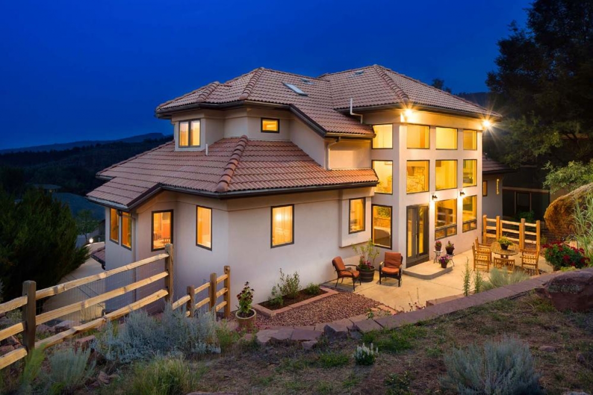 Specializing in Boulder and Larimer County Real Estate Laura Levy